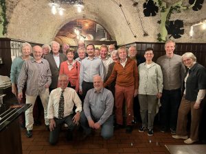 Die Exkursions-Teilnehmerinnen und -Teilnehmer im Melker Stiftskeller